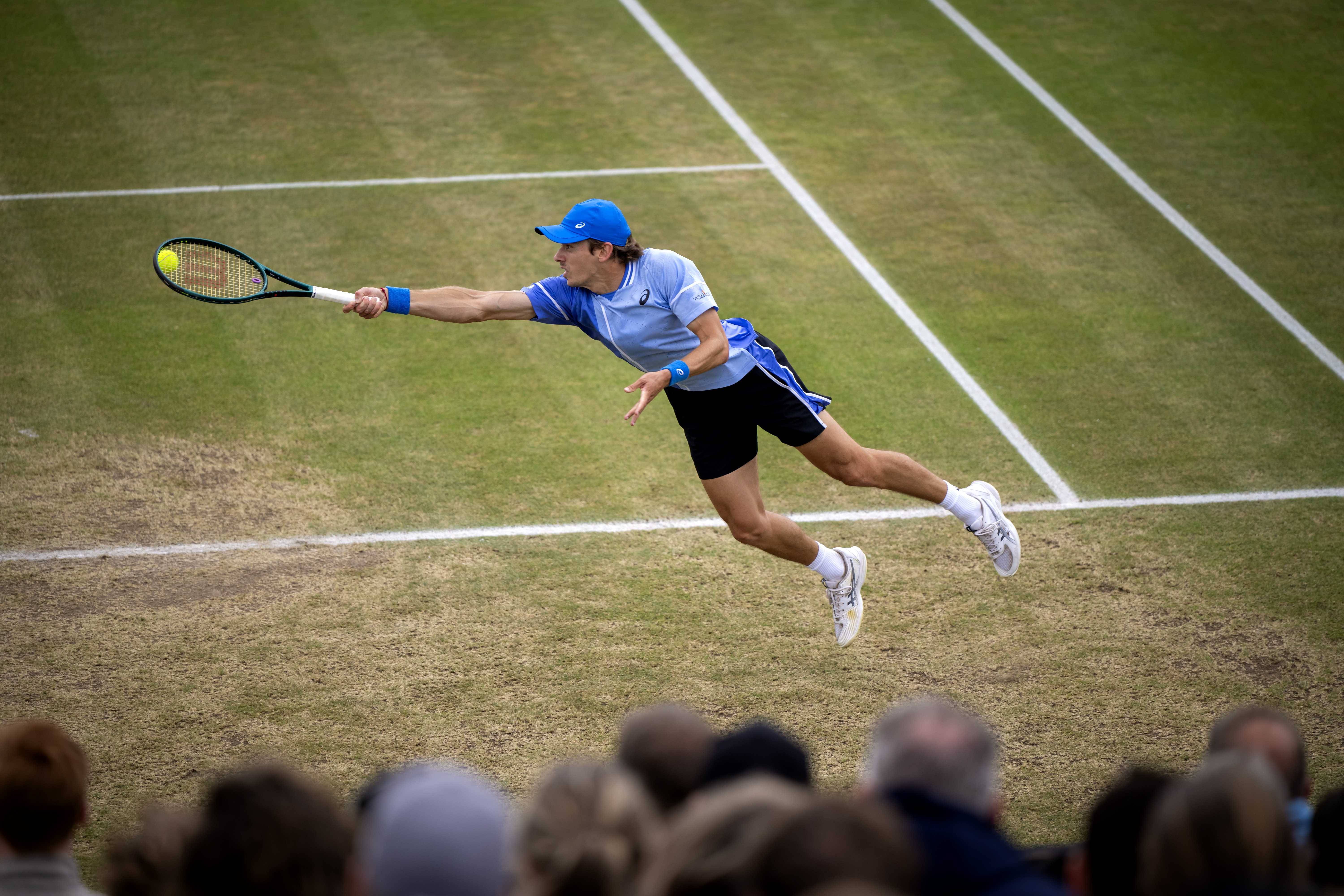 开云体育中国-网球球员突破自我，表现堪称完美