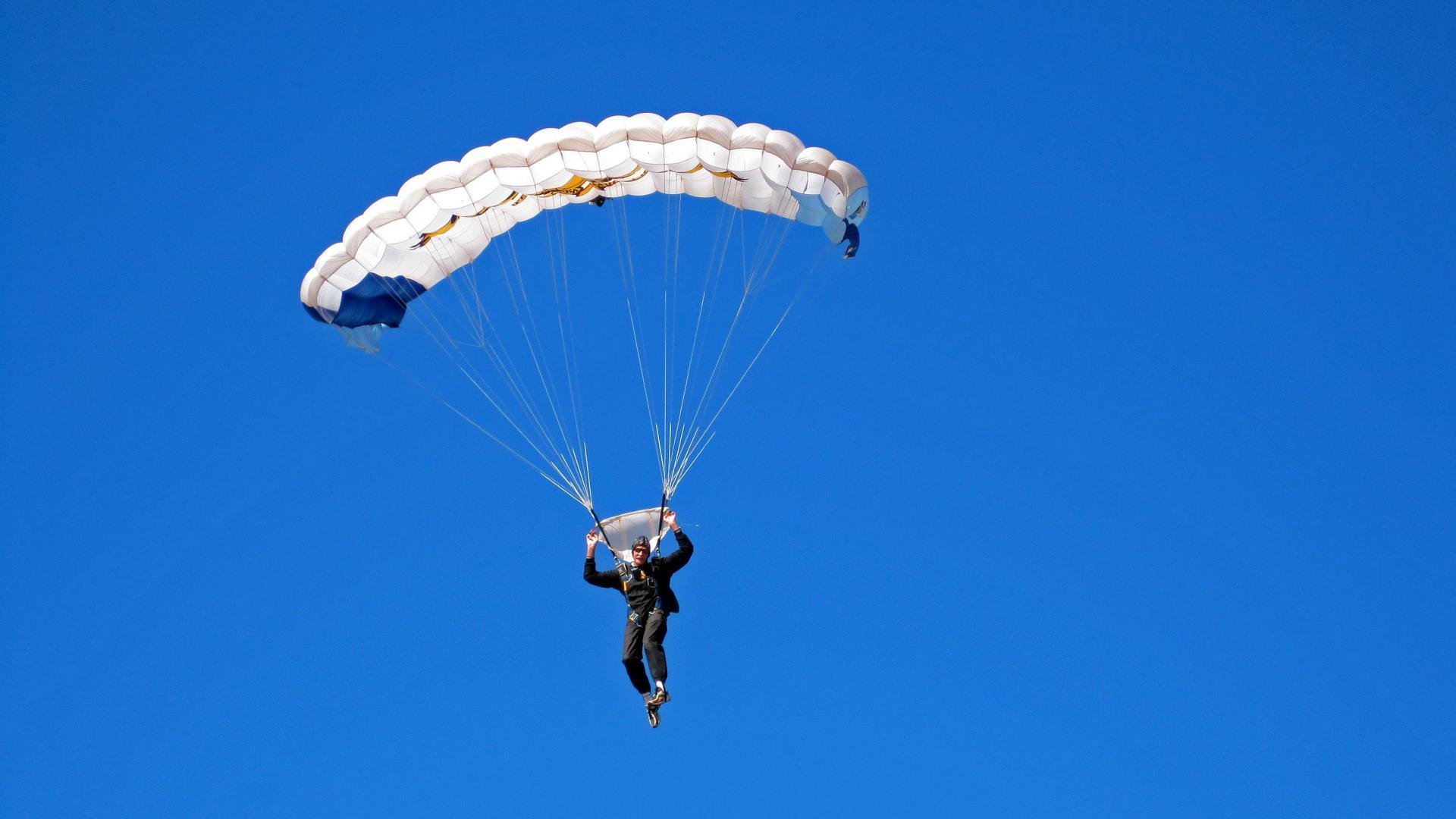 东契奇绝杀夜，门迪的教科书级表现给所有人的三堂职场课