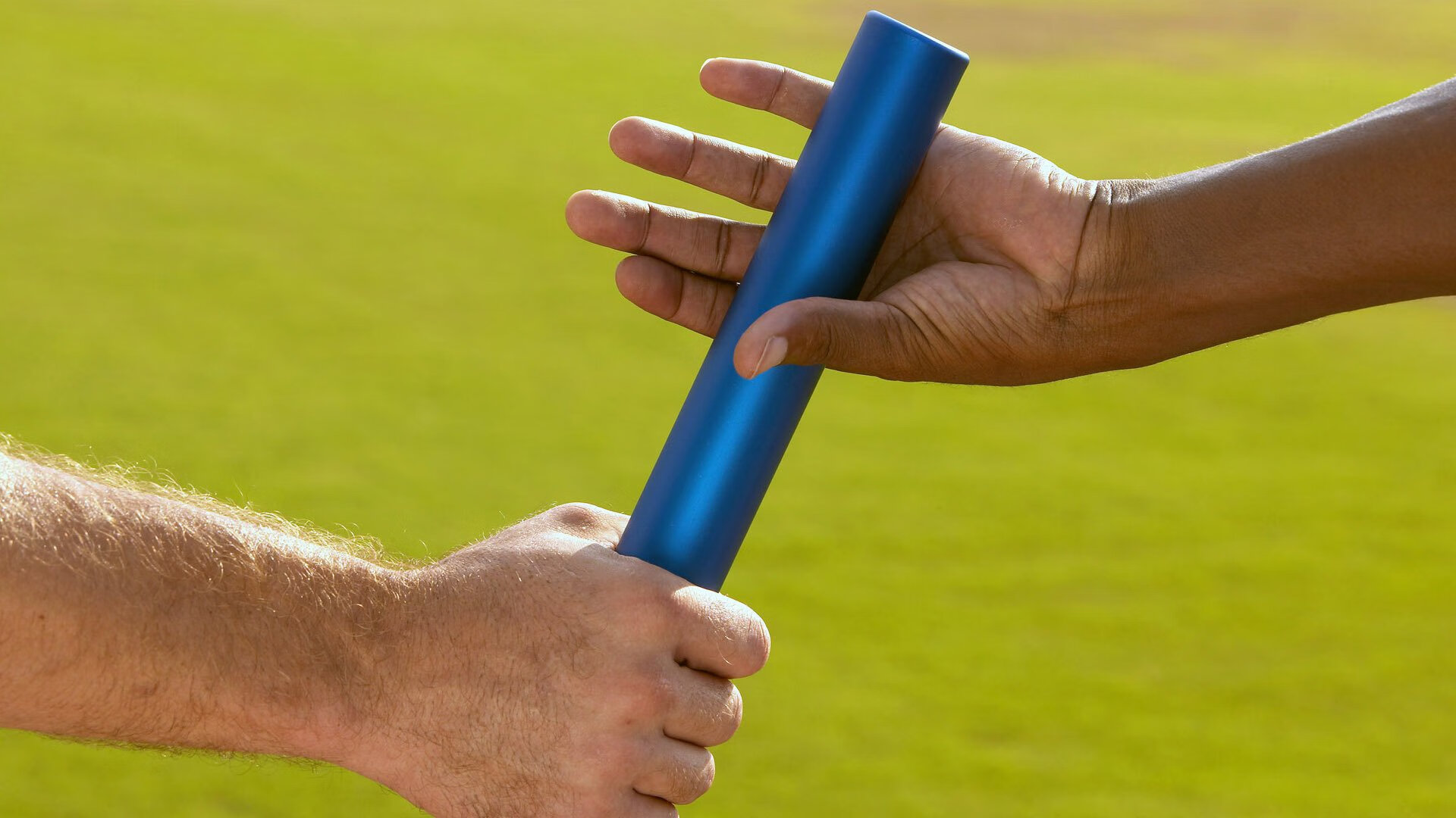 惊魂一刻!哈基米一剑封喉,罗马尼亚大胜智利挺进2026世界杯